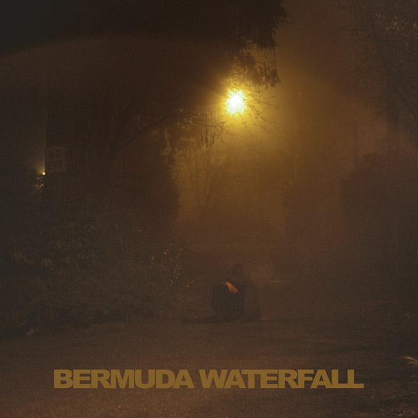 Weird_Canada-Sean_Nicholas_Savage-Bermuda-Waterfall